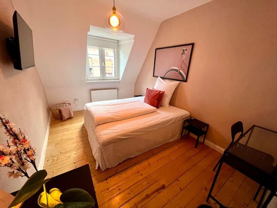 Stadtoase Design Wohnung In Der Altstadt Von Koblenz Кобленц Экстерьер фото
