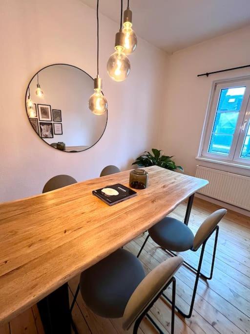 Stadtoase Design Wohnung In Der Altstadt Von Koblenz Кобленц Экстерьер фото